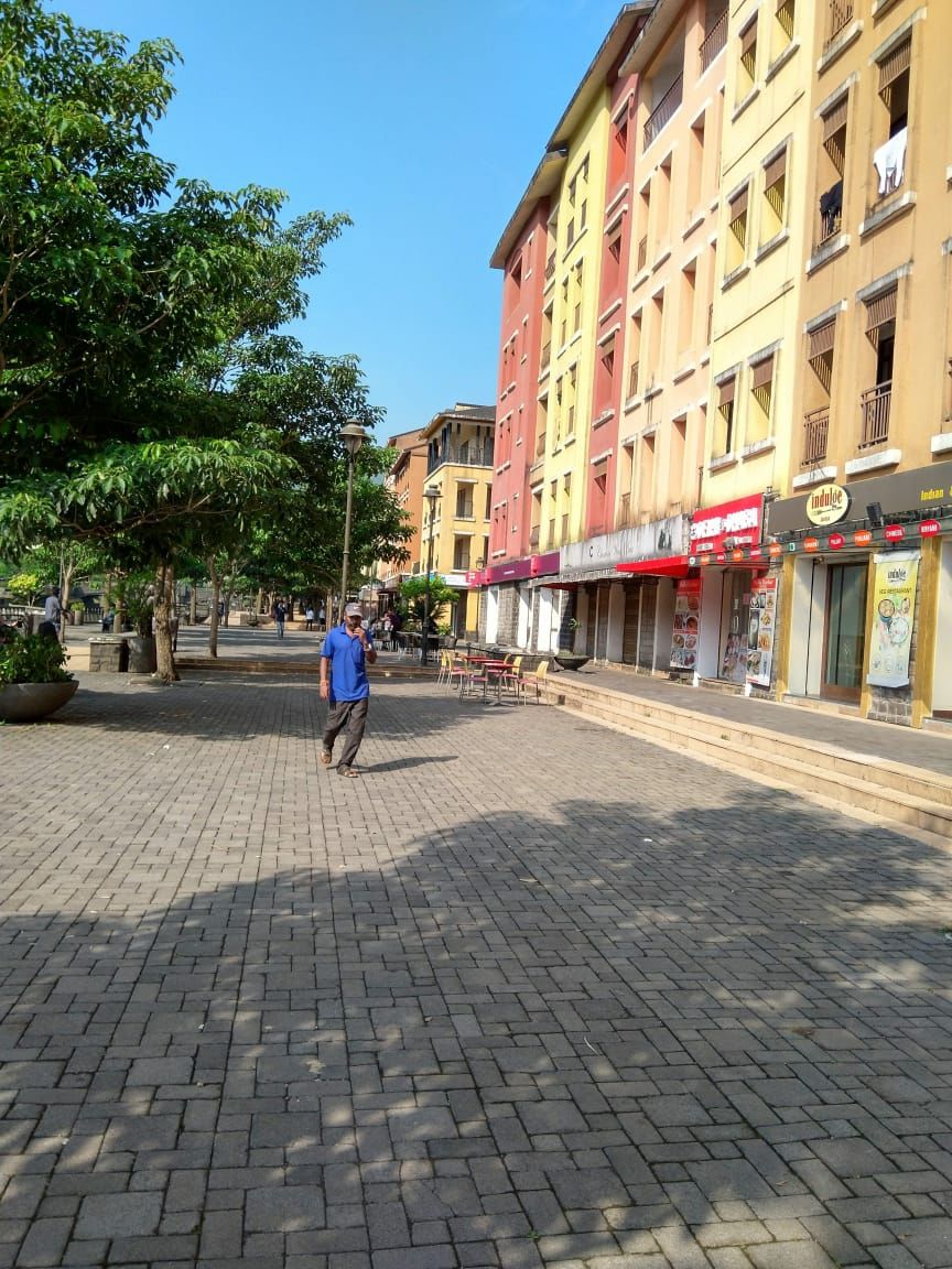 Photo of Lavasa Lake Palace, Lavasa, Maharashtra, India by jyotsna sahni