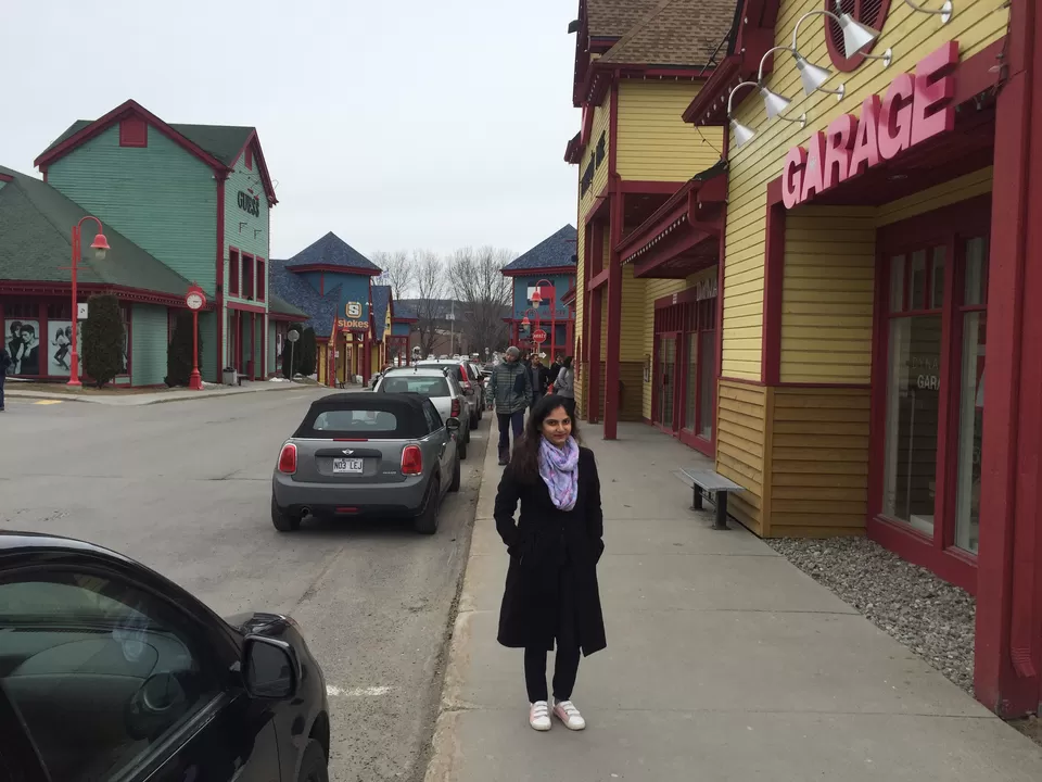 Photo of Mont Saint-Sauveur, Avenue Saint Denis, Saint-Sauveur, QC, Canada by Prachi Shah