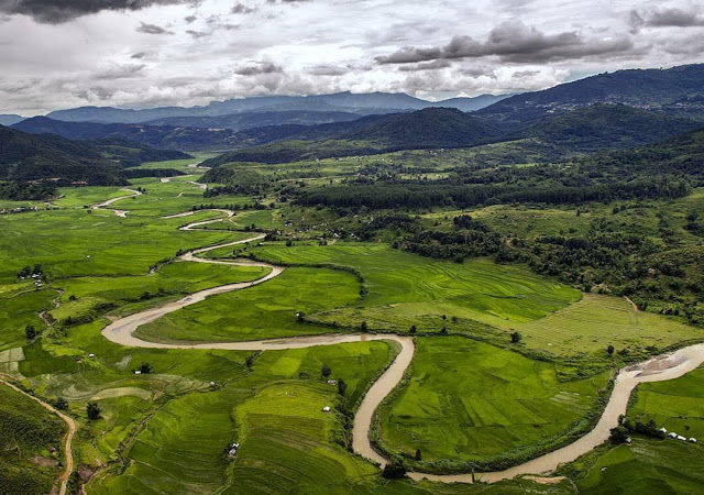 Photo of Explore this 500-year old village of Liyai Khullen in Manipur by Jeetendra Ajmera