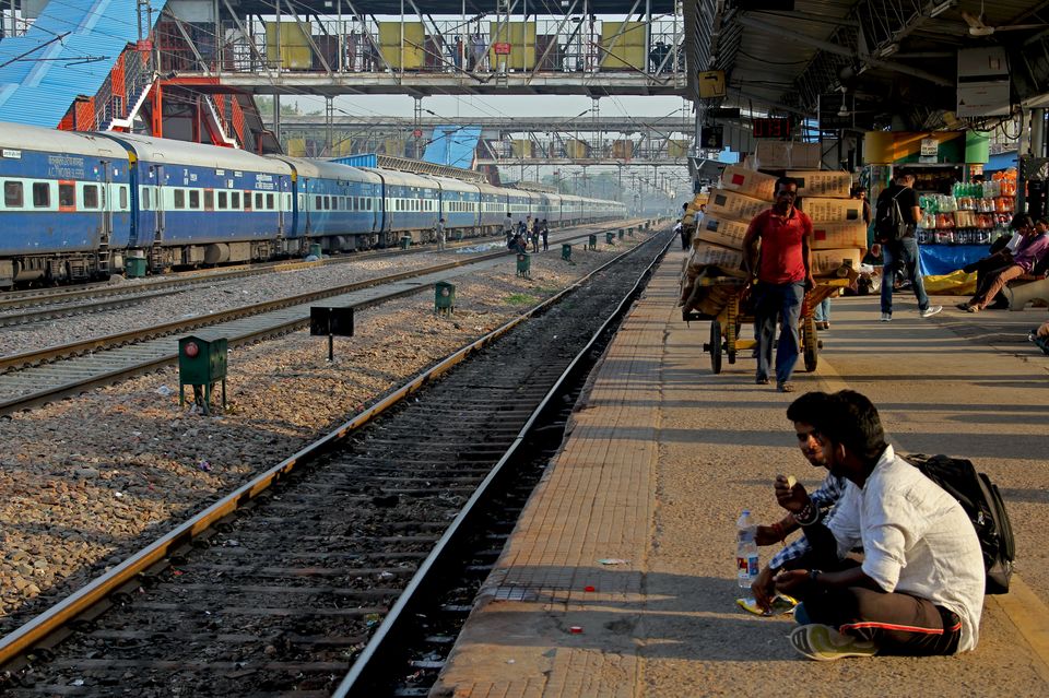 Photo of Chai, Samosa, Station - Those Nostalgic Train Journeys! 5/7 by Supriya Sahu