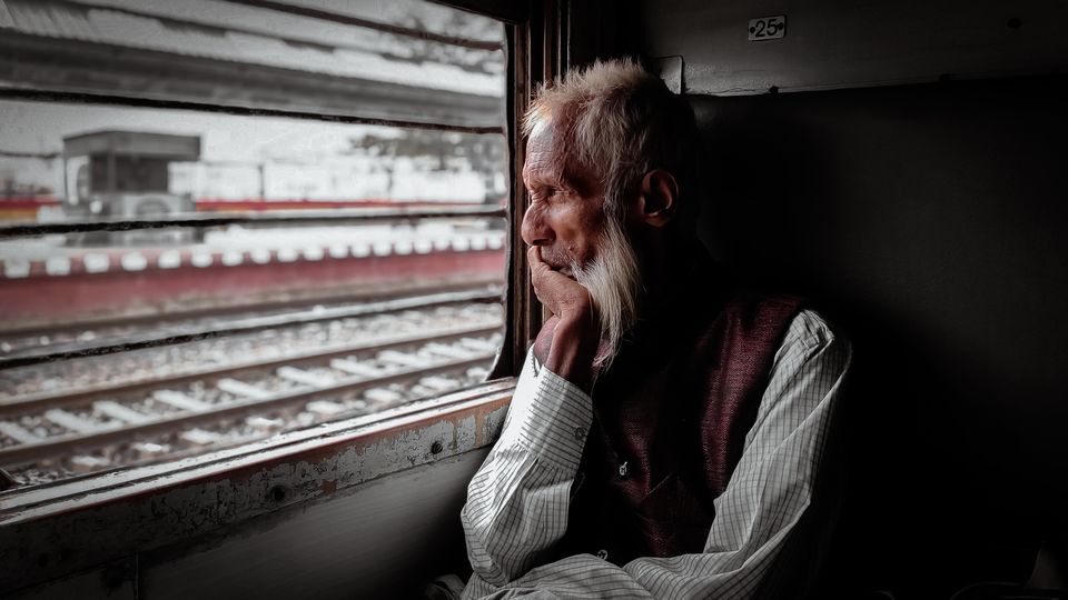 Photo of Chai, Samosa, Station - Those Nostalgic Train Journeys! 3/7 by Supriya Sahu