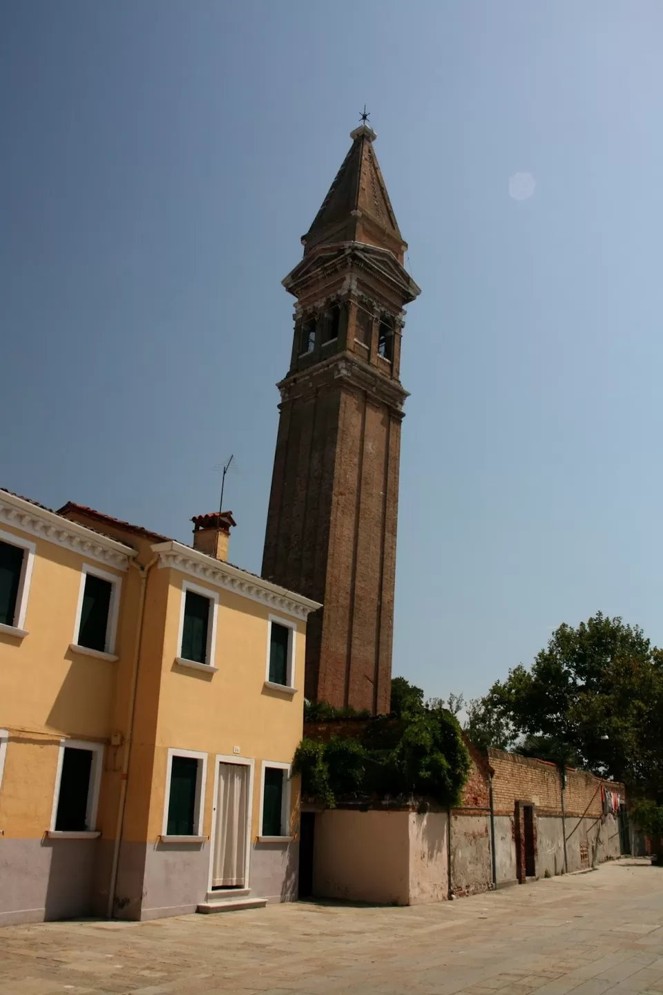 Photo of Burano, Venice, Italy by Tommy May