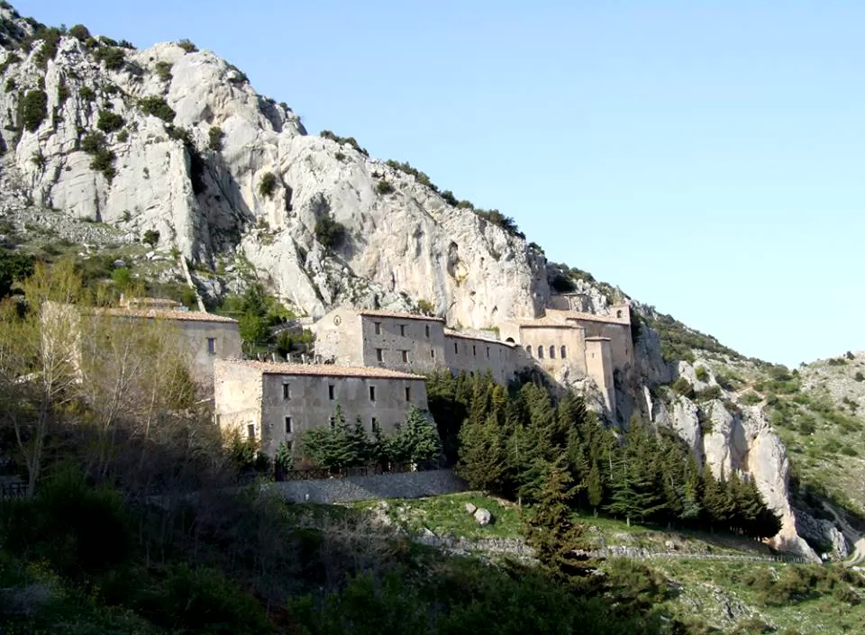 Photo of Mount Sellaro by Anna