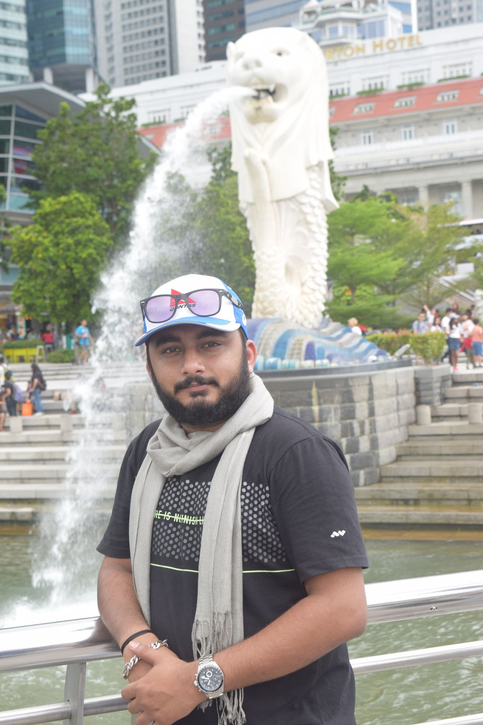 Photo of Fullerton Road, Merlion Park, Singapore by Bhartendu Sharma