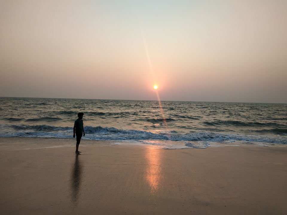 Photo of Zostel, Neela Waters Road, near Vijay Beach Park, Padinjare Kurisadi, Sea View Ward, Alappuzha, Kerala, India by Hithesh Bhat