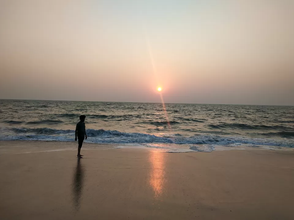 Photo of Zostel, Neela Waters Road, near Vijay Beach Park, Padinjare Kurisadi, Sea View Ward, Alappuzha, Kerala, India by Hithesh Bhat