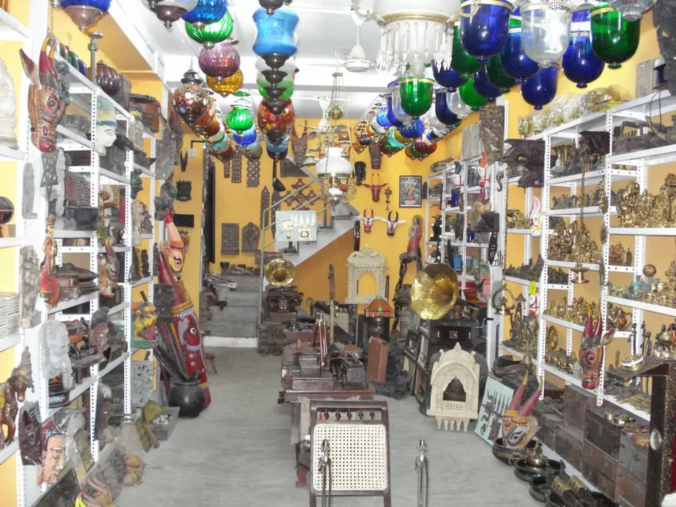 Photo of Jew Street, Kacheripady, Ernakulam, Kerala, India by Anila Kopparapu