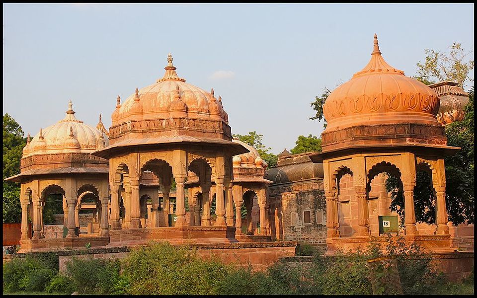 Photo of Here’s why the lesser known Panch Kunda Cenotaphs of Jodhpur are totally worth paying a visit to! 1/1 by Anila Kopparapu