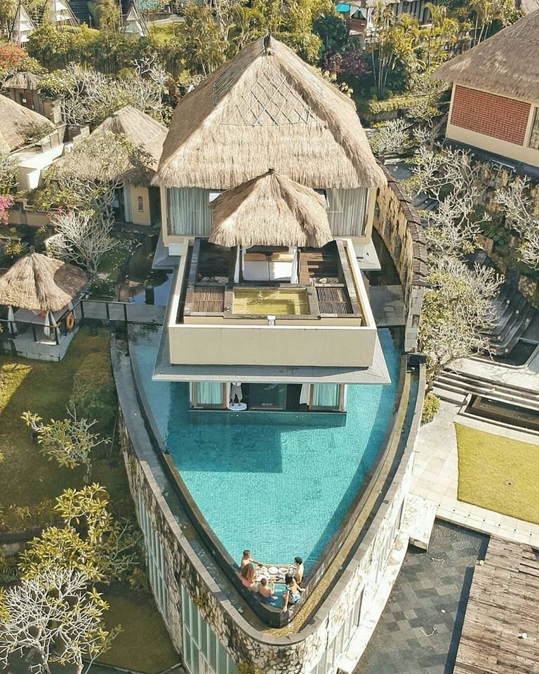 Photo of With Jaw-Dropping Infinity Pools, This Resort In Bali Is What Luxury Dreams Are Made Of! 11/13 by Palak Doshi