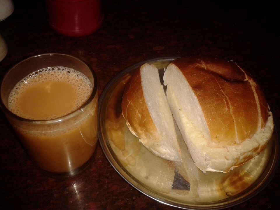 Photo of Daawat-E-Veg: 10 Street Food Places In Lucknow, You Cannot Miss! 7/10 by Palak Doshi