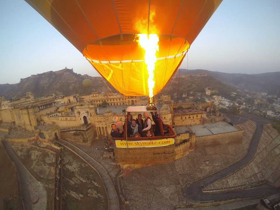Photo of Hot Air Balloon Rides In Rajasthan Are A Reason To "Padharo Mhare Des" Asap! 3/17 by Palak Doshi