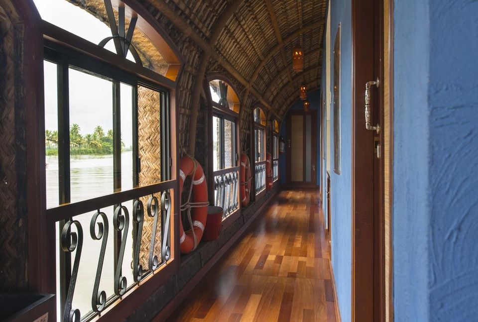 Photo of Staying In These Surreal Allepy House-Boats Can Outdo A Venetian Experience! 4/48 by Palak Doshi