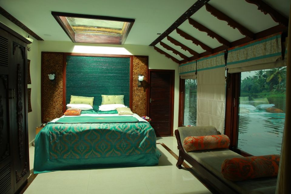Photo of Staying In These Surreal Allepy House-Boats Can Outdo A Venetian Experience! 19/48 by Palak Doshi