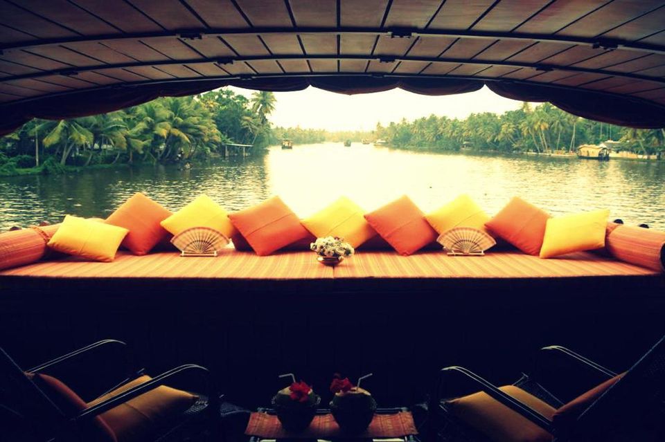 Photo of Staying In These Surreal Allepy House-Boats Can Outdo A Venetian Experience! 43/48 by Palak Doshi