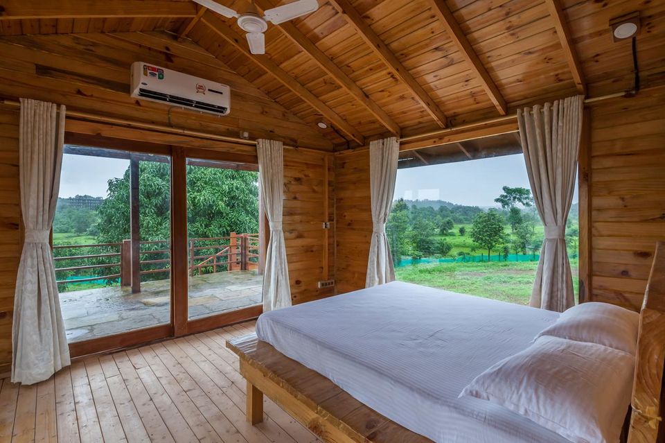 Photo of 9 Gorgeous Pet-Friendly Weekend Stays Around Mumbai. by Palak Doshi