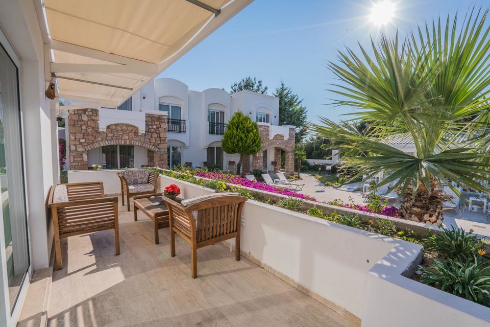 Photo of Umurça Mahallesi, Costa Sariyaz Hotel, Doktor Mümtaz Ataman Caddesi, Bodrum/Muğla Province, Turkey by Palak Doshi