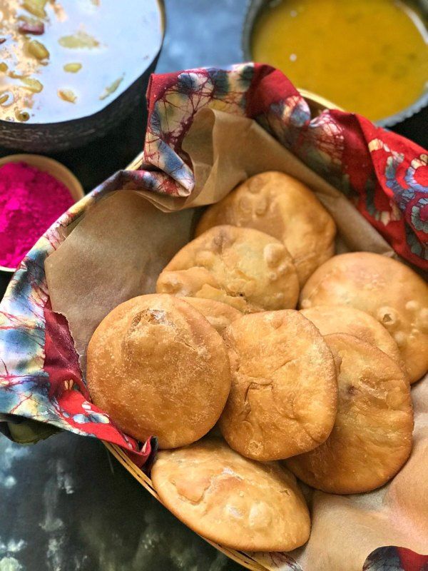 Photo of Under 100 INR And In One Day, You Can Try The Best Street Food Dishes In Kolkata. 12/16 by Palak Doshi