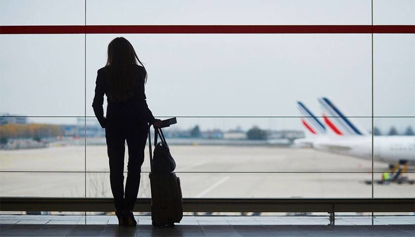 Photo of 5 Apps That Will Help You Fight The Dreaded Jet Lag 2/8 by Palak Doshi