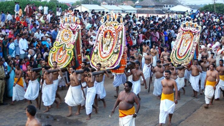 Photo of 7 Temple Festivals In Kerala That Are A Cultural Extravaganza For Every Traveller. by Palak Doshi