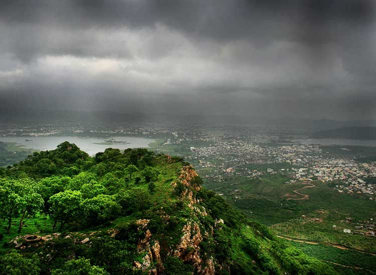 Photo of 7 Off-Beat Places to See the Most Romantic Drizzles in India by Palak Doshi