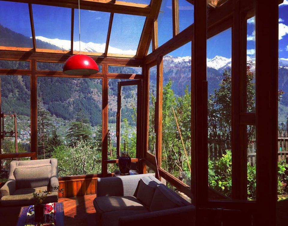 Photo of Get over Five-Stars, Dine Under a Million Stars in This House with a Glass Ceiling in Manali by Palak Doshi