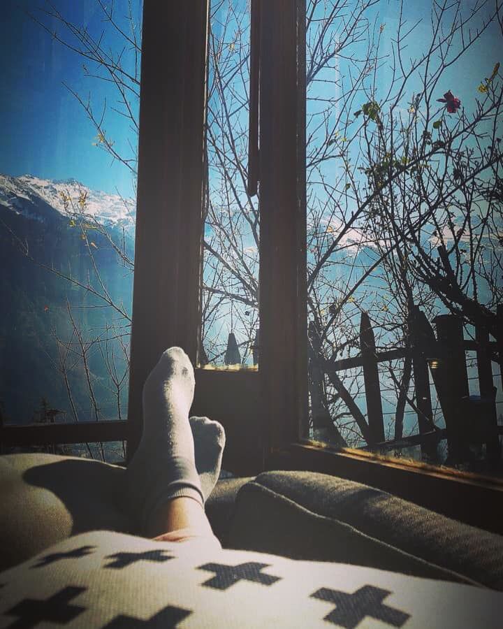 Photo of Get over Five-Stars, Dine Under a Million Stars in This House with a Glass Ceiling in Manali by Palak Doshi