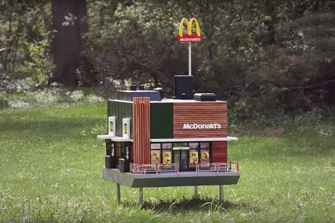 Photo of 7 Bizarre McDonalds Around The World, Lovin’ It Or Hatin’ It You Decide? by Palak Doshi