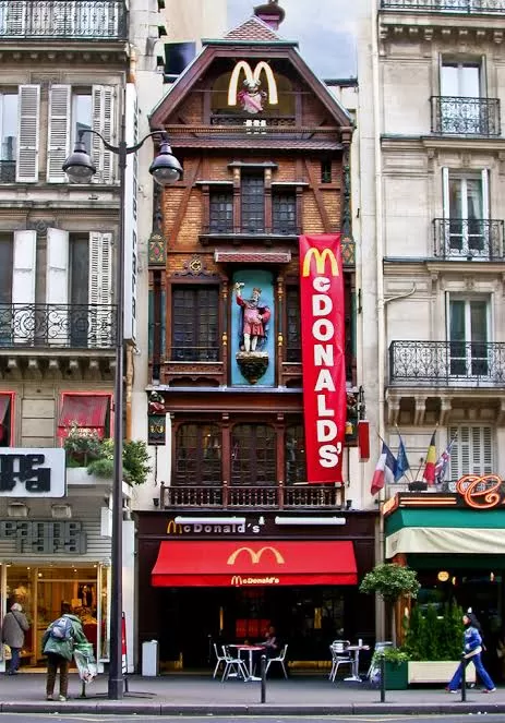 Photo of Paris, France by Palak Doshi