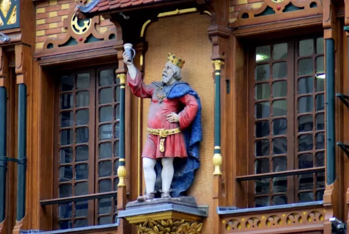 Photo of 7 Bizarre McDonalds Around The World, Lovin’ It Or Hatin’ It You Decide? by Palak Doshi