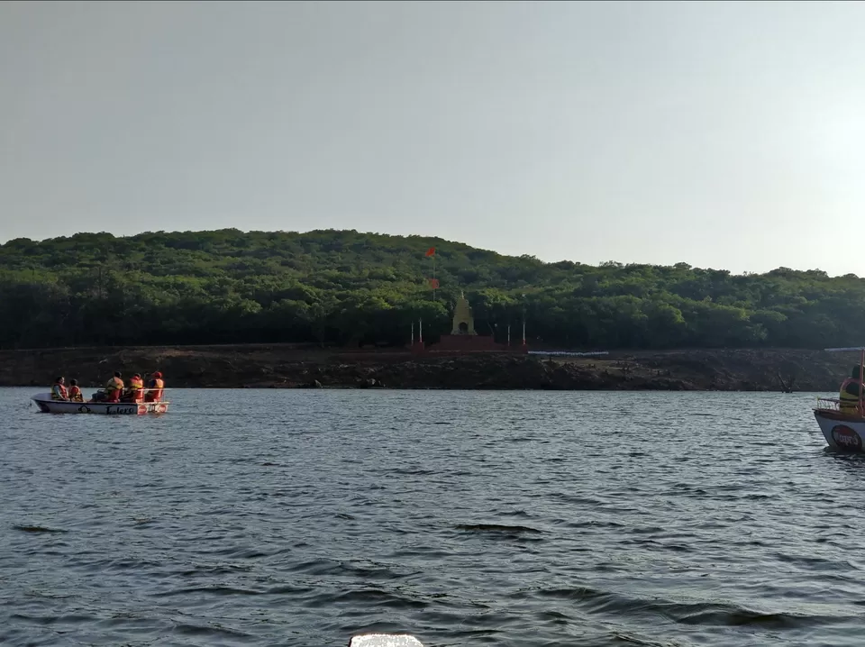Photo of Venna Lake, Mahabaleshwar, Maharashtra by Komal Patel
