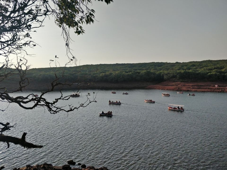 Photo of Venna Lake, Mahabaleshwar, Maharashtra by Komal Patel