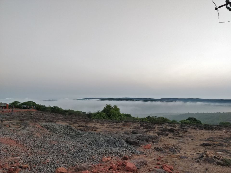 Photo of Wilson Point of Sunrise, Mahabaleshwar, Maharashtra, India by Komal Patel