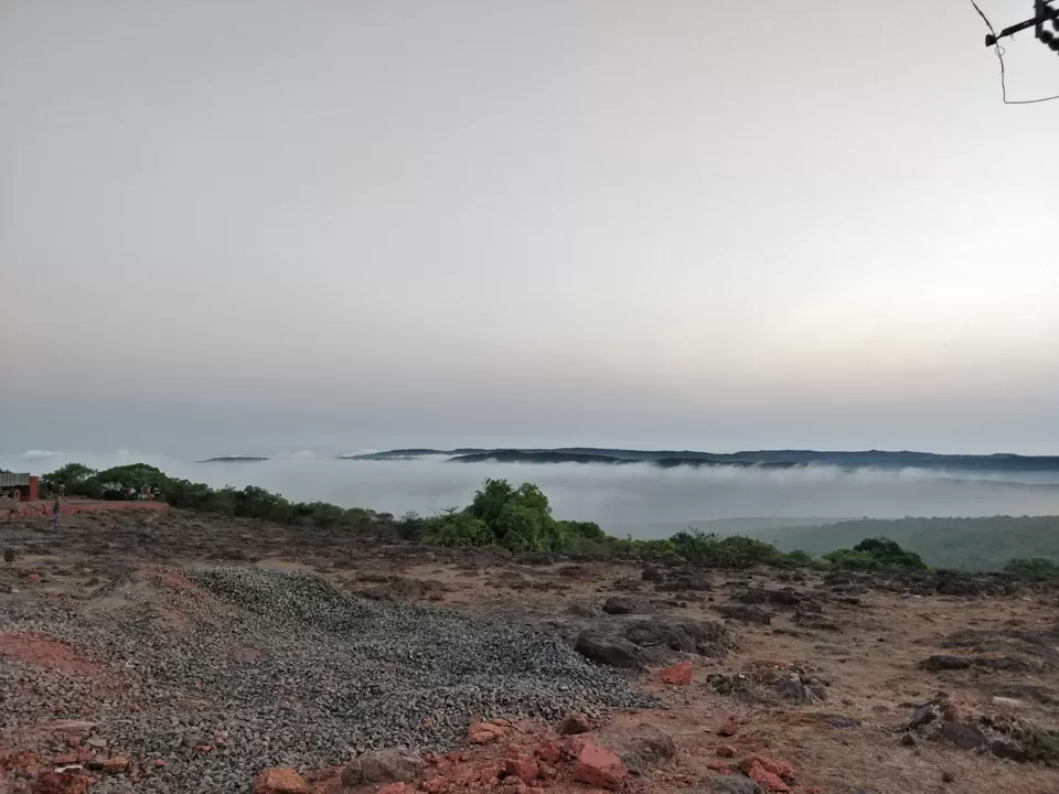 Photo of Wilson Point of Sunrise, Mahabaleshwar, Maharashtra, India by Komal Patel