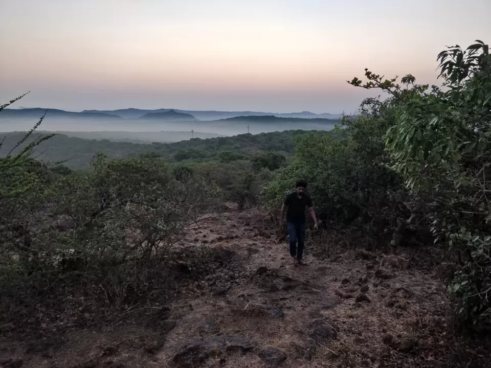 Photo of Wilson Point of Sunrise, Mahabaleshwar, Maharashtra, India by Komal Patel