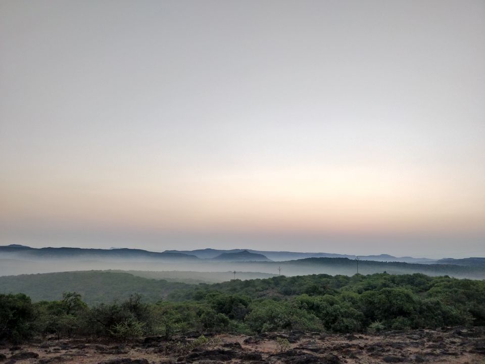 Photo of Wilson Point of Sunrise, Mahabaleshwar, Maharashtra, India by Komal Patel