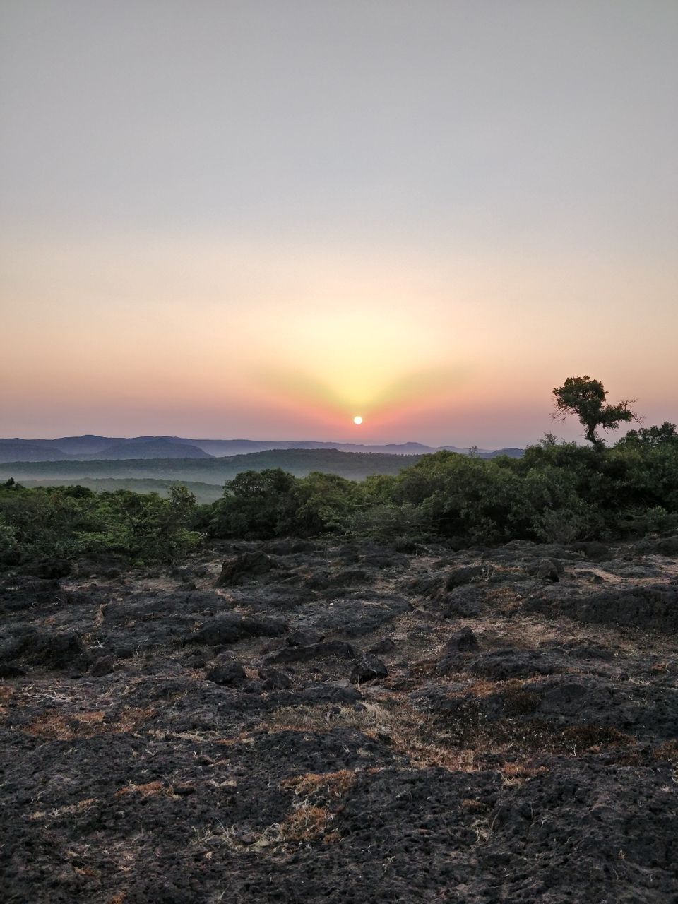 Photo of Wilson Point of Sunrise, Mahabaleshwar, Maharashtra, India by Komal Patel