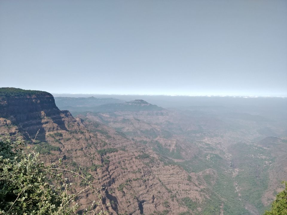 Photo of Wilson Point of Sunrise, Mahabaleshwar, Maharashtra, India by Komal Patel