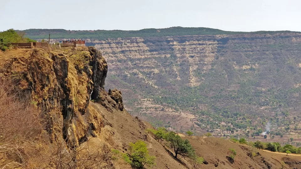 Photo of Wilson Point of Sunrise, Mahabaleshwar, Maharashtra, India by Komal Patel