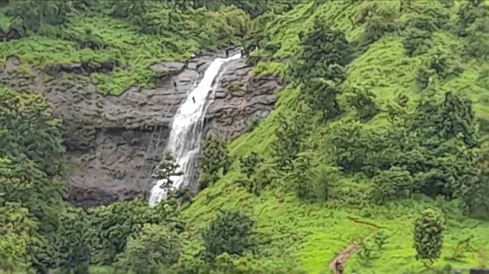 Photo of In less than 50 rupees trek to this beautiful waterfall near Mumbai by Hetal