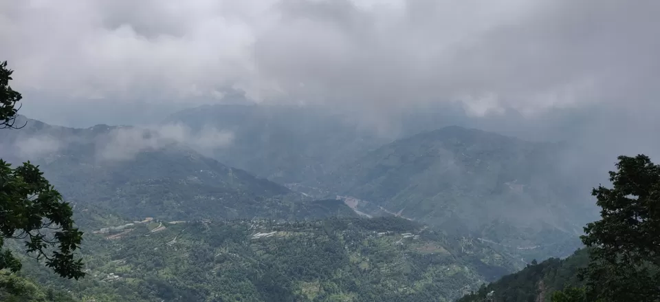Photo of Darjeeling- West Bengal- tarey bhir- kalimpong by Anupriya Ranjan