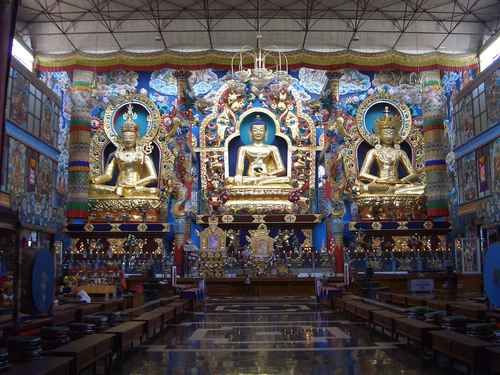 Photo of Golden Temple, Bylakuppe, Karnataka, India by Muthu Kumaran
