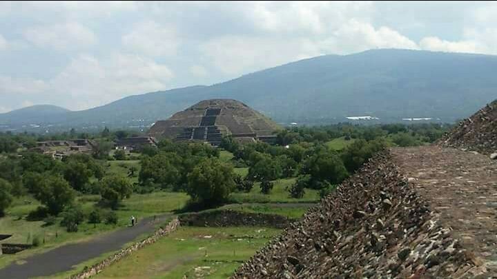 Photo of The Pyramids of Teotihuacan by Antony Paul