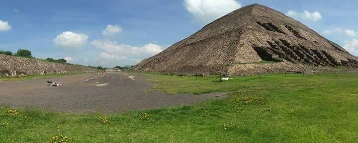 Photo of The Pyramids of Teotihuacan by Antony Paul