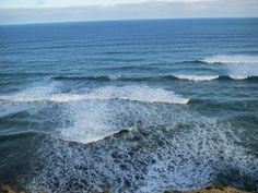 Photo of Bells Beach, Victoria, Australia by Yanting Chan