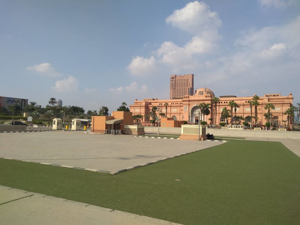Photo of Tahrir Square, El-Tahrir Square, Qasr Ad Dobarah, Qasr an Nile, Egypt by Mustafa Shahid