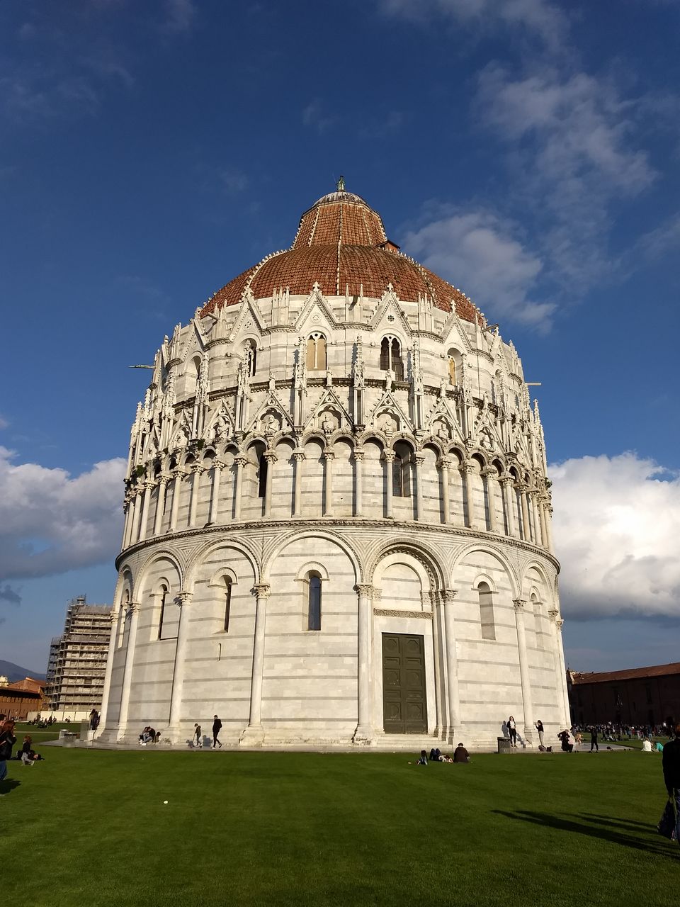 Photo of Baptistery of San Giovanni, Piazza del Duomo, Pisa, Province of Pisa, Italy by Mustafa Shahid