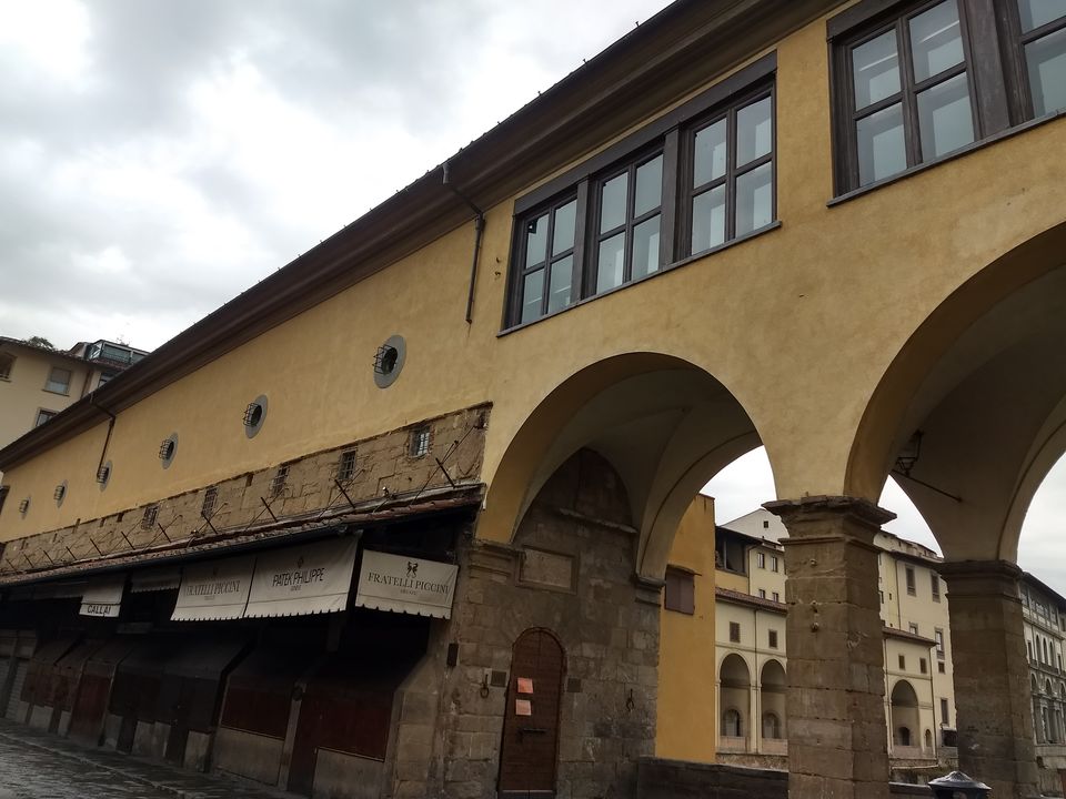 Photo of Vasari Corridor, Via della Ninna, Florence, Metropolitan City of Florence, Italy by Mustafa Shahid