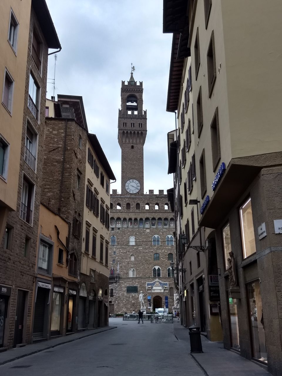 Photo of Vasari Corridor, Via della Ninna, Florence, Metropolitan City of Florence, Italy by Mustafa Shahid
