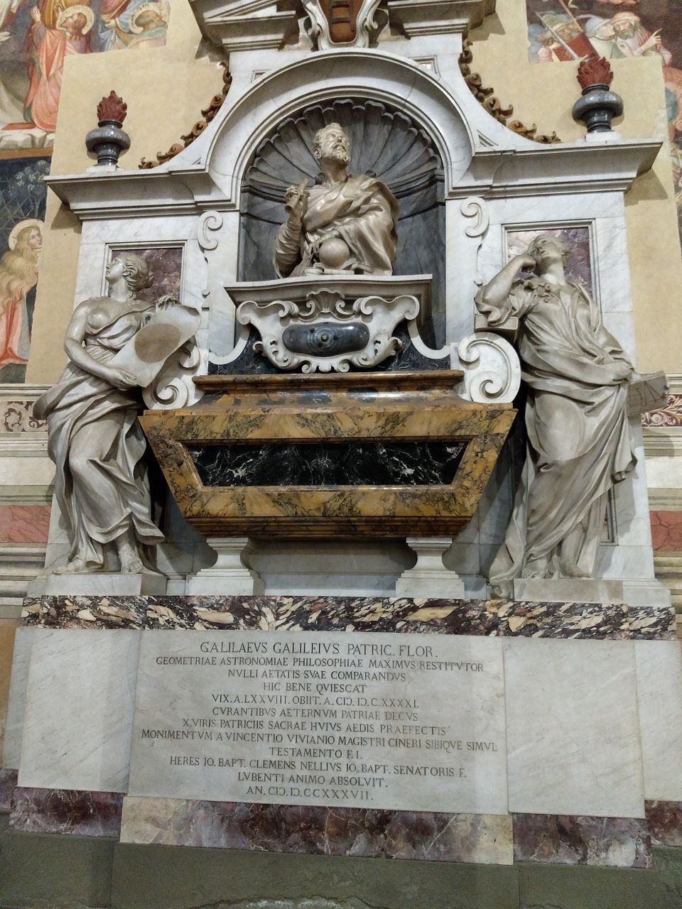Photo of Pazzi Chapel, Largo Piero Bargellini, Florence, Metropolitan City of Florence, Italy by Mustafa Shahid