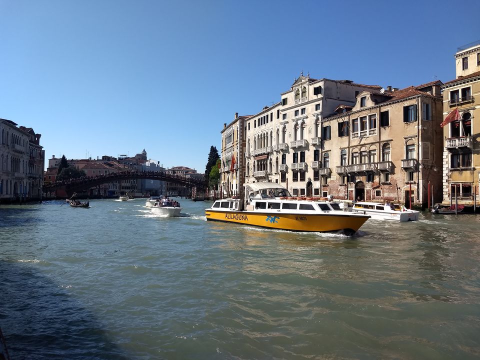 Photo of Venice, Metropolitan City of Venice, Italy by Mustafa Shahid